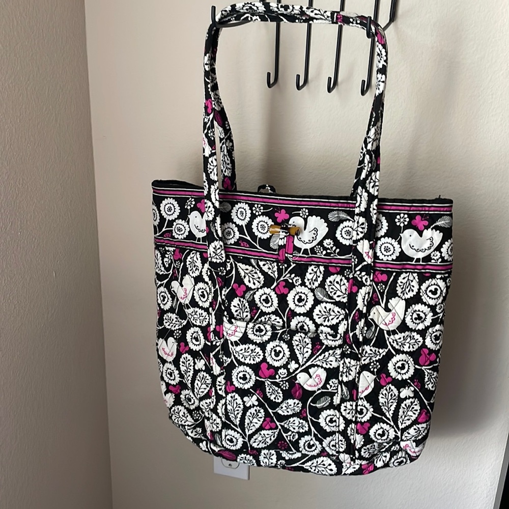 Vera Bradley collab with Disney Bag